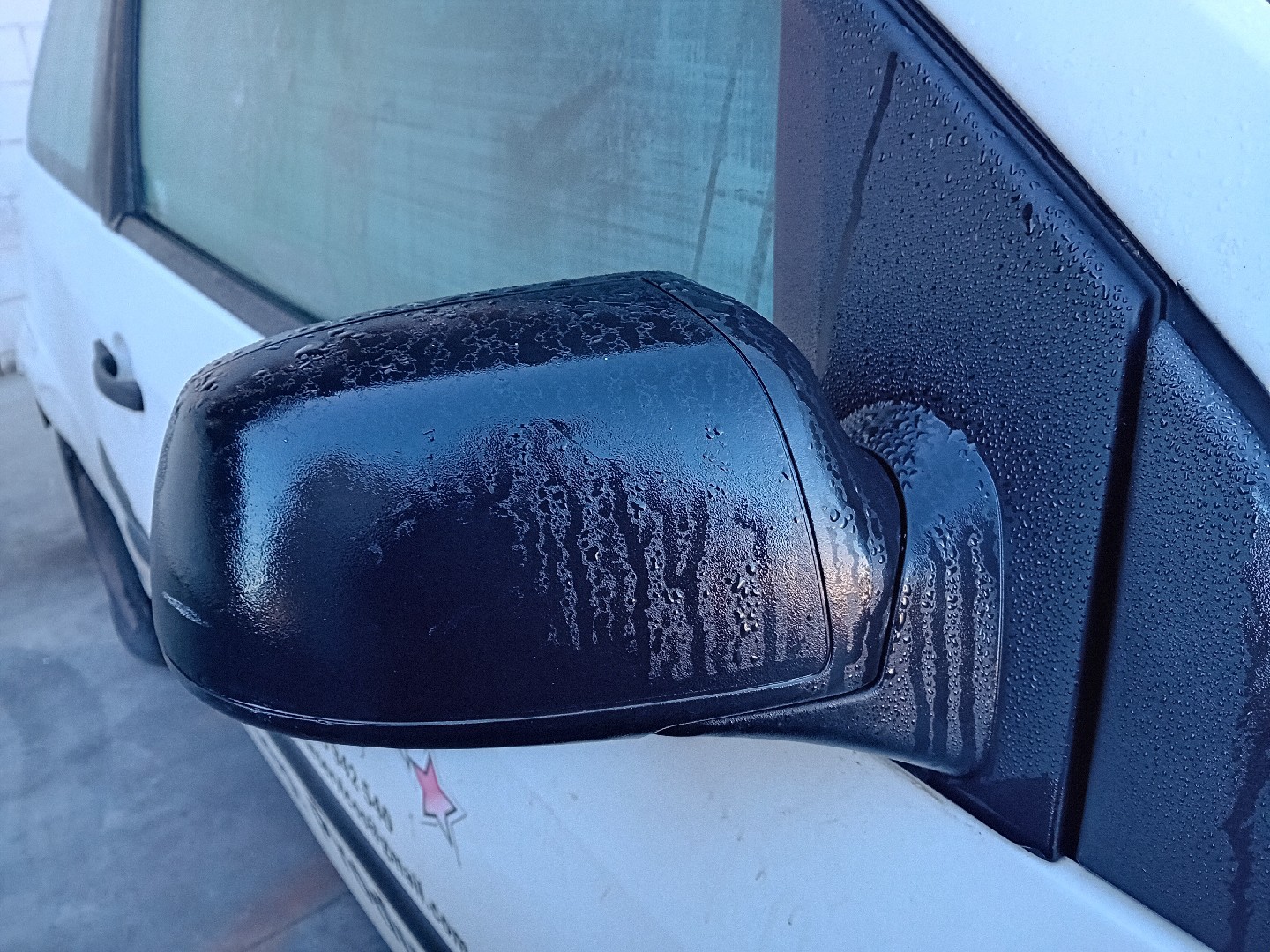Right mirror