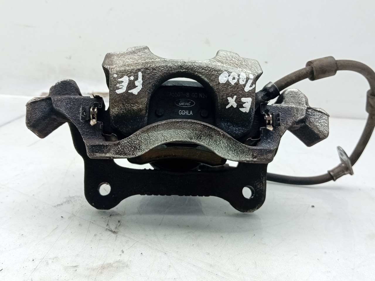 Left front Brake Caliper FORD Puma (J2K, CF7) Imagem-1