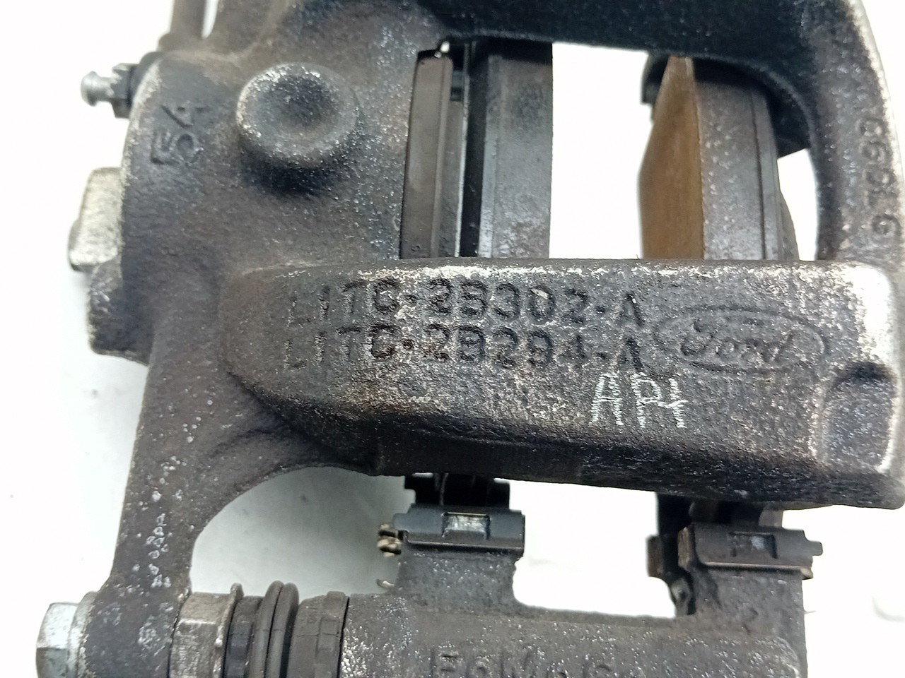 Left front Brake Caliper FORD Puma (J2K, CF7) Imagem-3