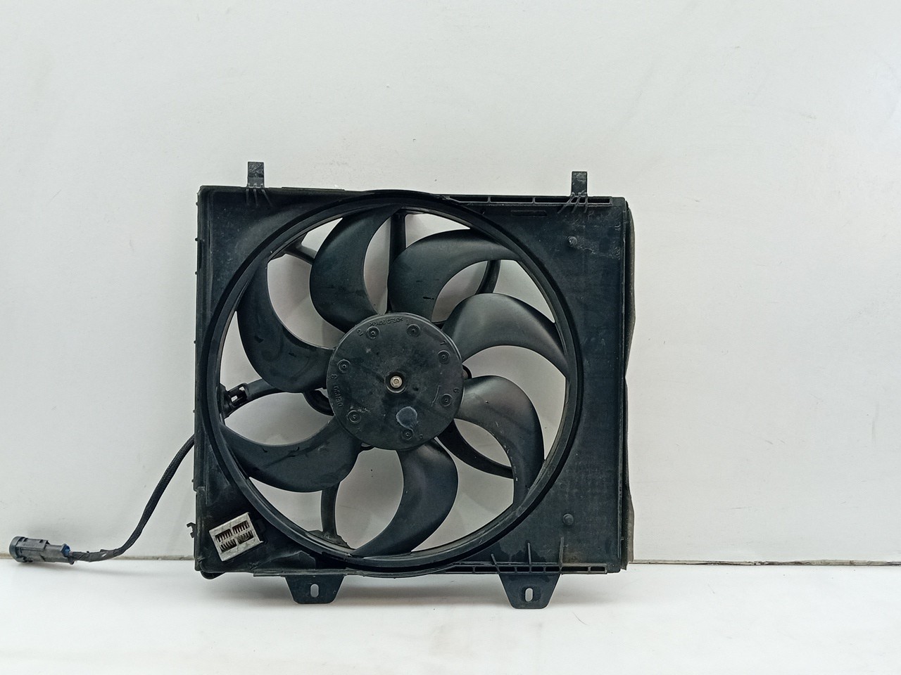 Ventilateur radiateur CITROËN C4 III Imagem-1