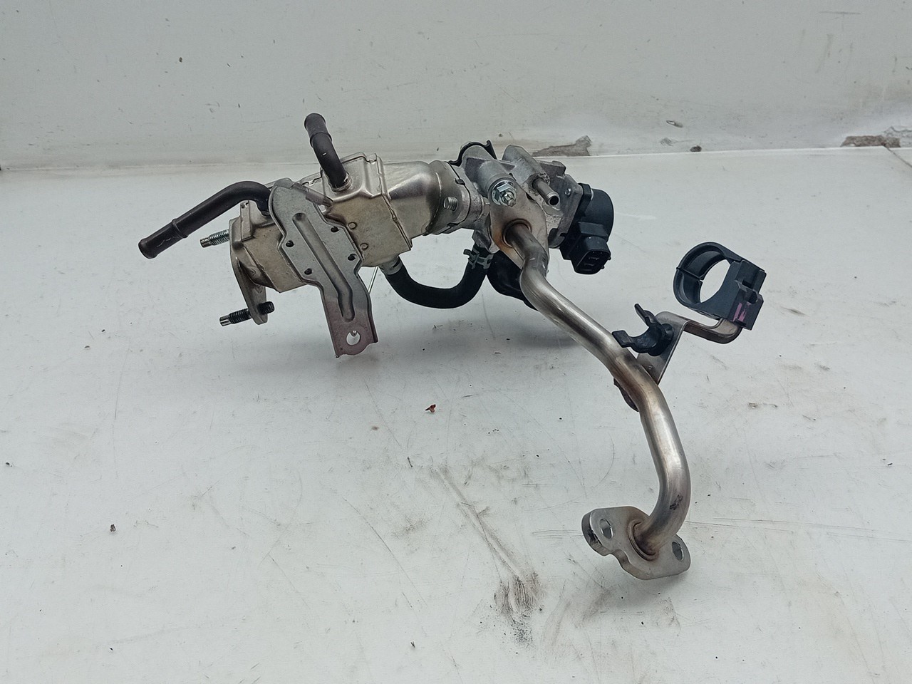 Radiador de gases / EGR TOYOTA Yaris (_P13_) Imagem-1