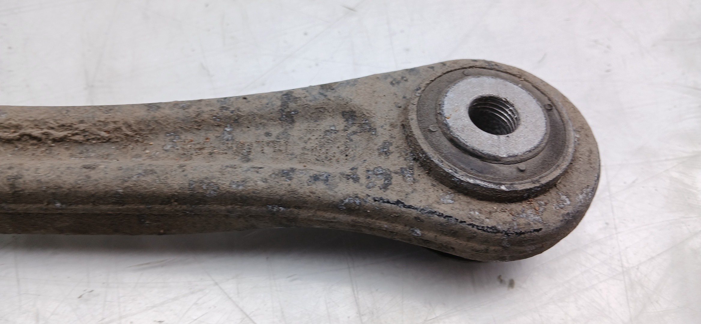 Left front suspension arm MERCEDES-BENZ CLS (C219) Imagem-2