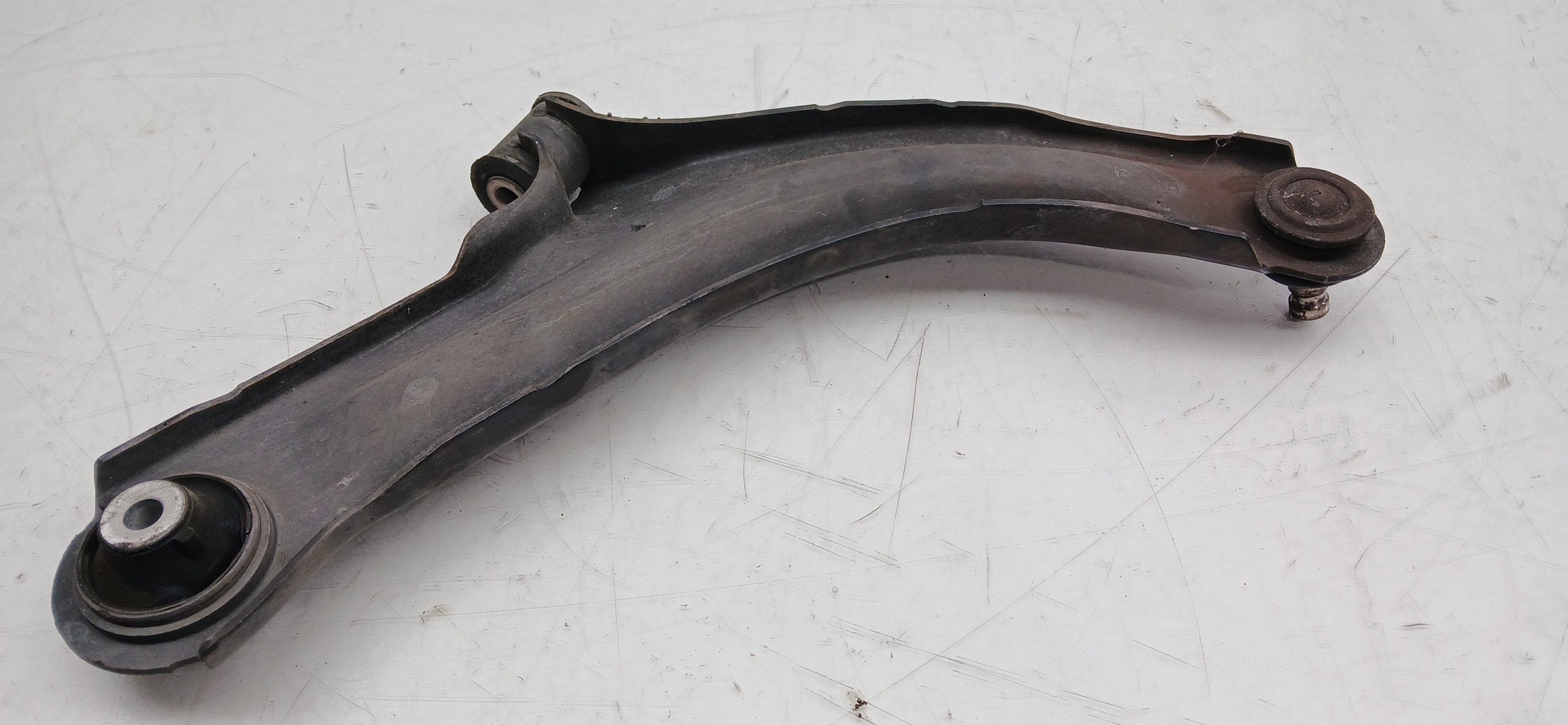 Brazo suspensión delantero izquierdo NISSAN Micra III (K12) Imagem-1