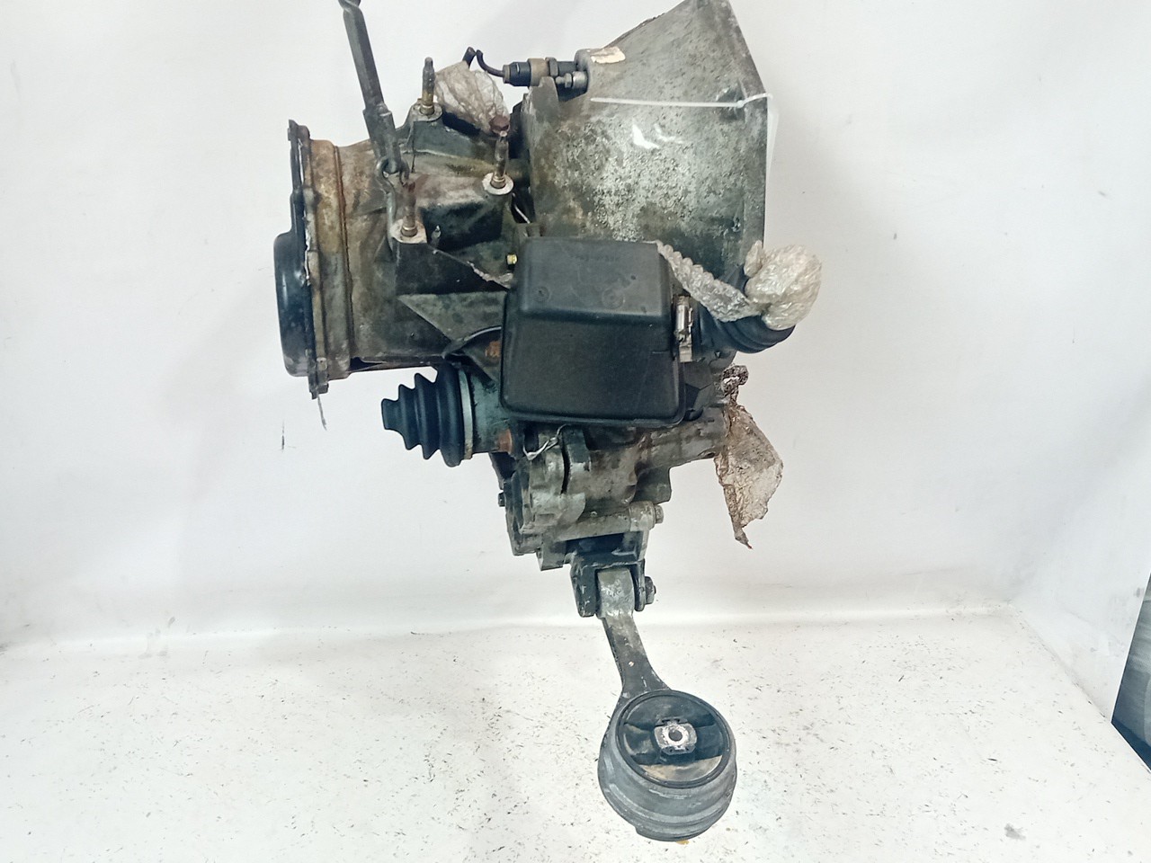 Boîte de vitesses manuelle FORD Courier (J5_, J3_) Imagem-1