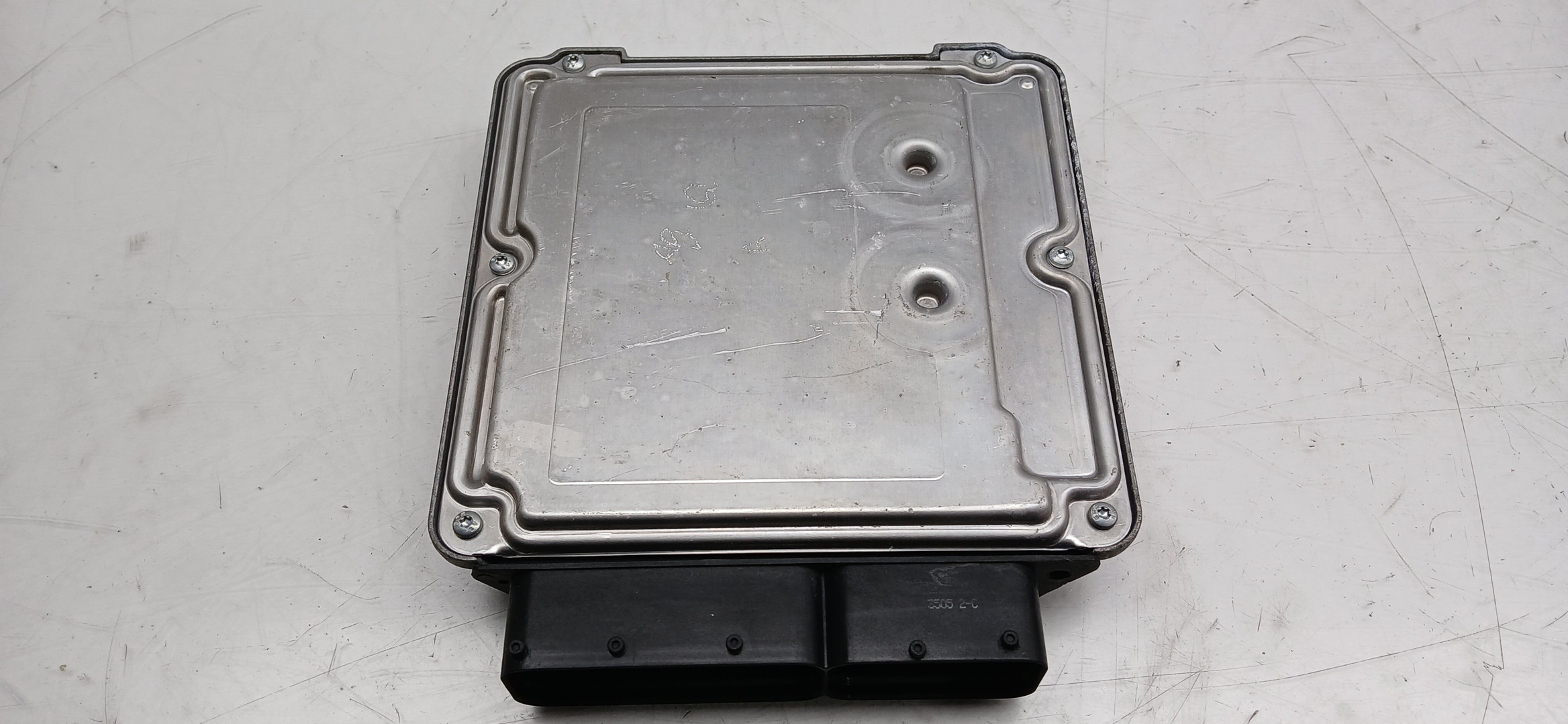 Centralina motor / ECU VOLKSWAGEN Touran (1T) Imagem-1