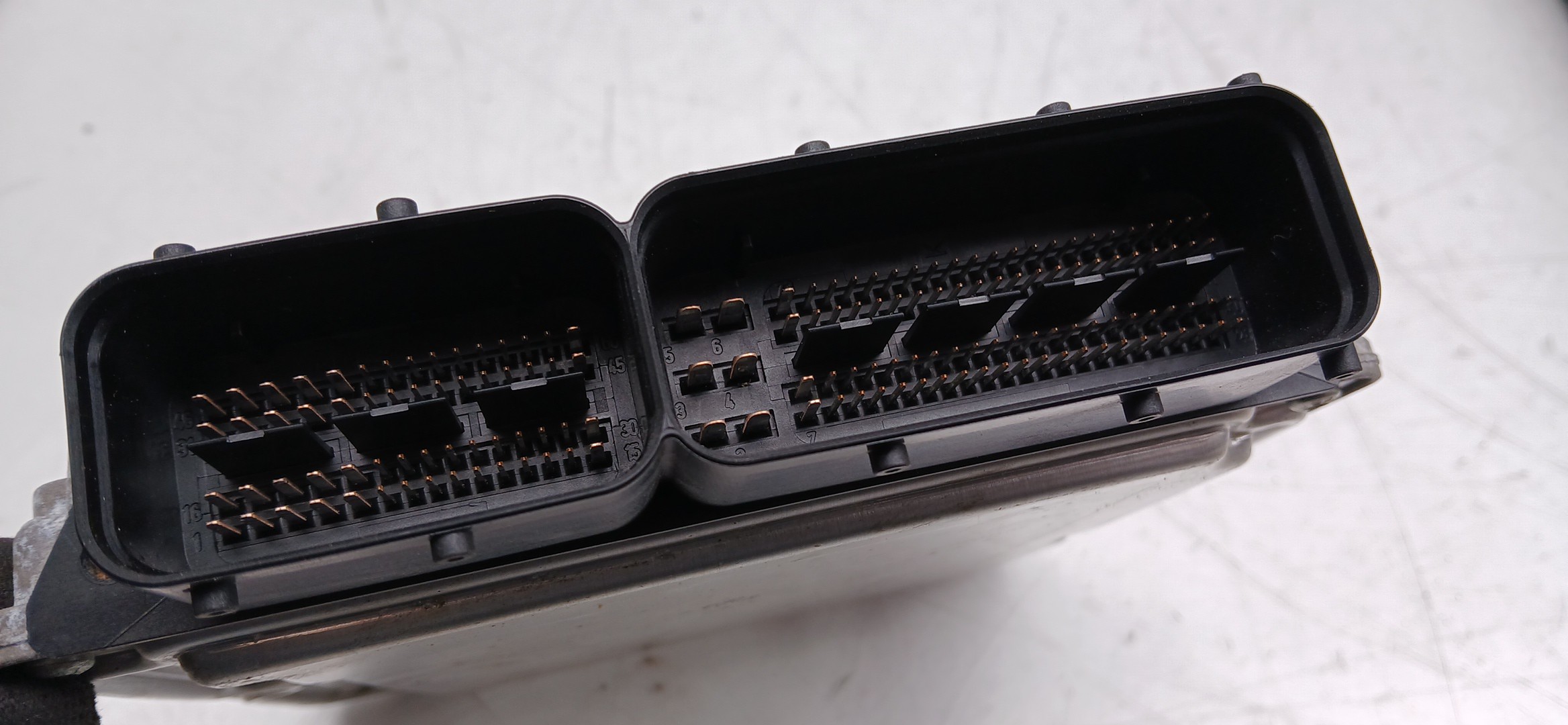 Centralina motor / ECU VOLKSWAGEN Touran (1T) Imagem-2