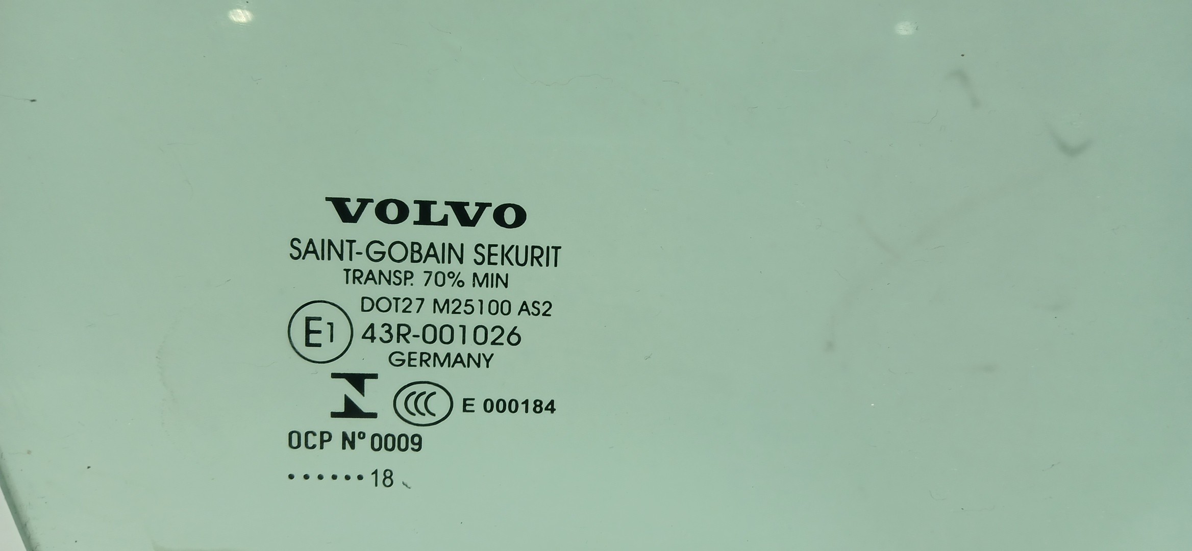 Vitre porte avant Droite VOLVO V60 I (155) Imagem-1