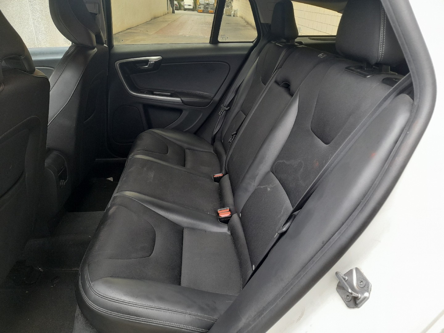 Conjunto de bancos VOLVO V60 I (155) Imagem-2