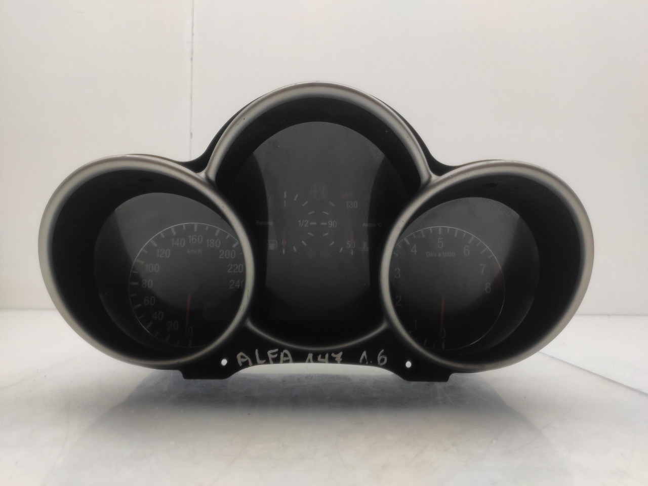 Instrument cluster