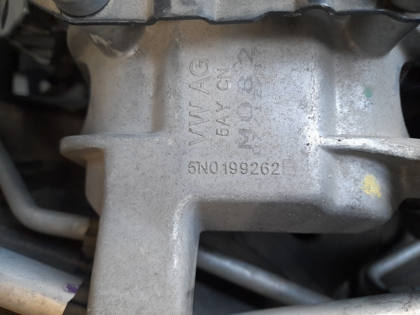 Apoio do motor VOLKSWAGEN Tiguan (5N) Imagem-1