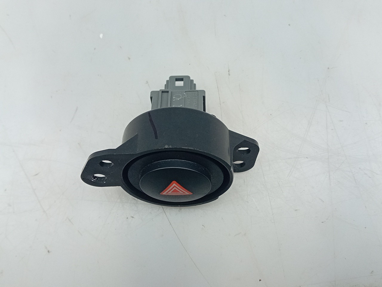 Warning Switch PEUGEOT 108 Imagem-1