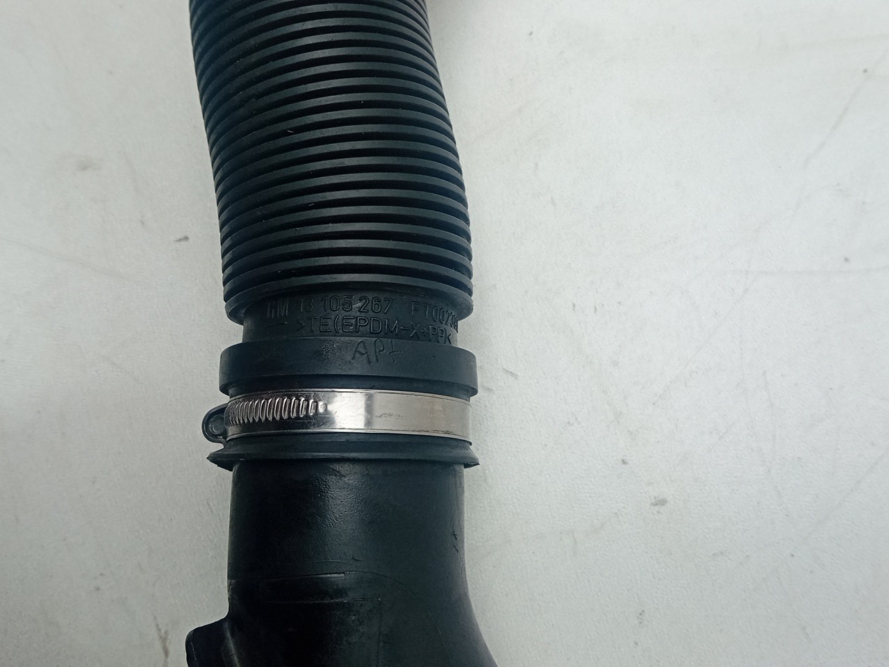 Tubo intercooler OPEL Astra H Hatchback (L48) Imagem-9