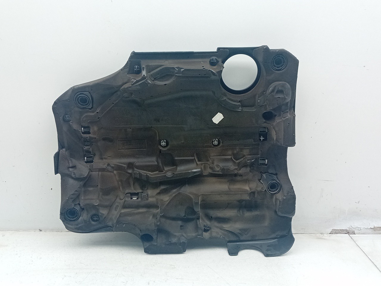 Engine cover VOLKSWAGEN Tiguan (5N) Imagem-1