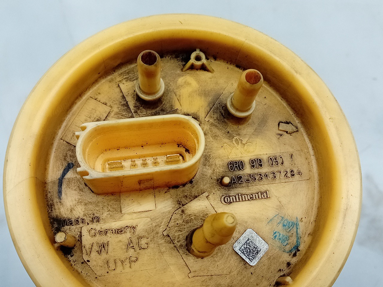 Fuel pump SKODA Rapid Liftback (NH3) Imagem-2