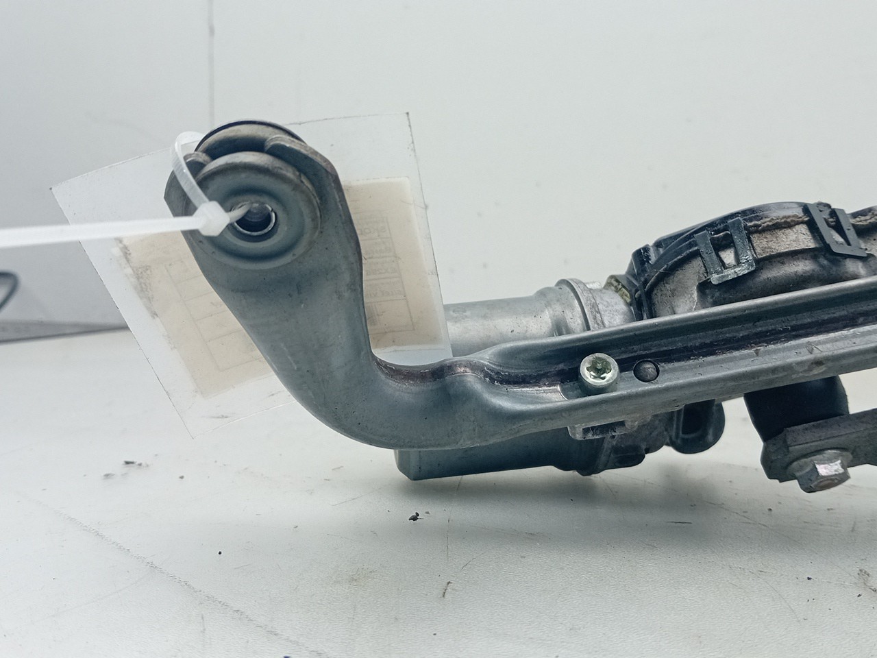 Essuie-glace moteur avant TOYOTA Yaris (_P13_) Imagem-3