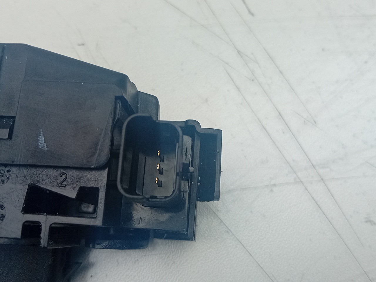 Tailgate Lock /Latch PEUGEOT 308 SW II Van (LC_) Imagem-1