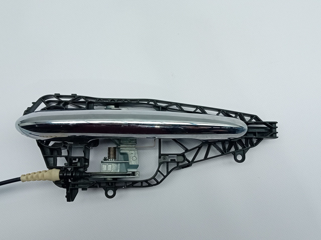 Right front door handle
