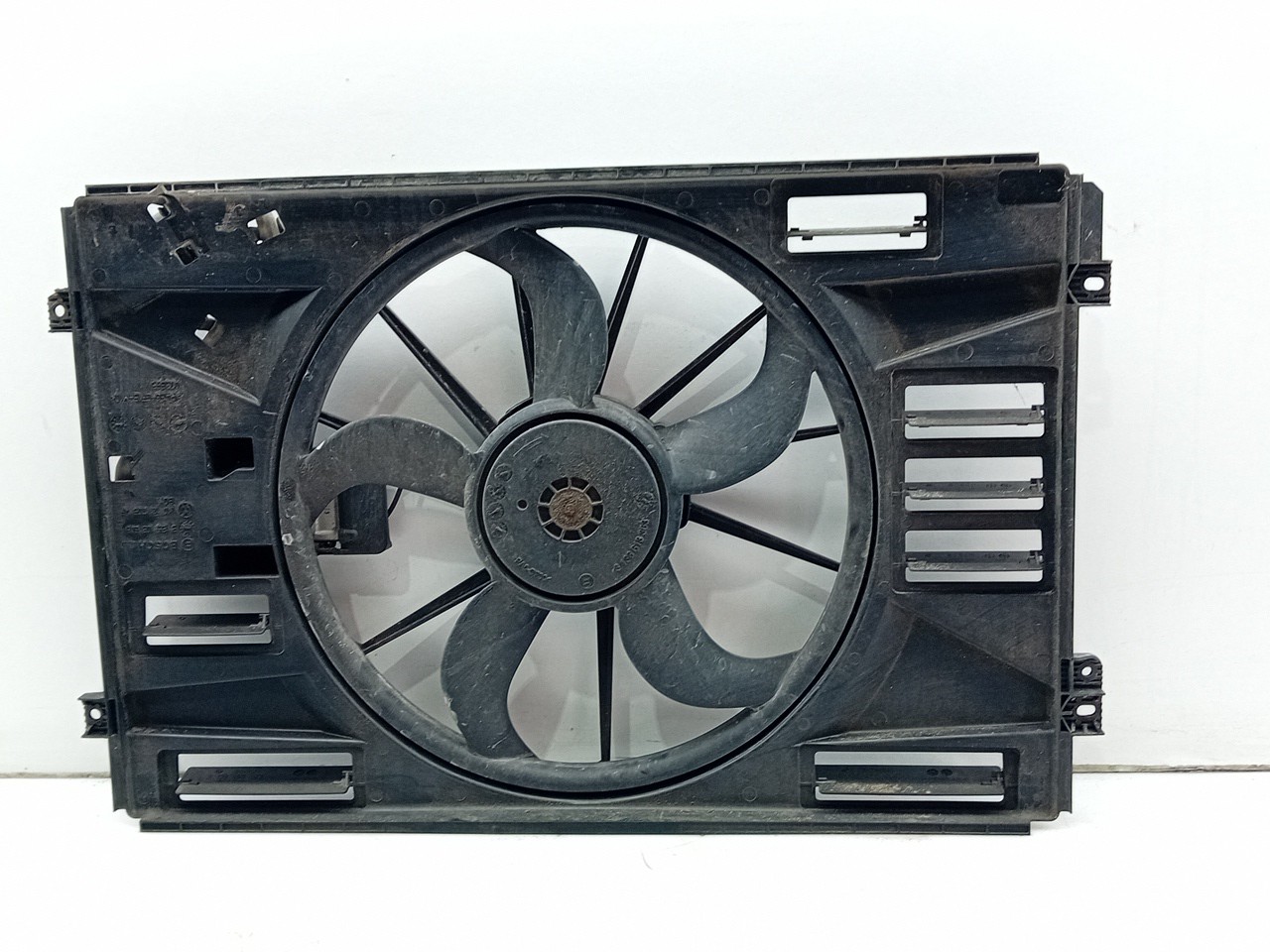 Termoventilador / motoventilador VOLKSWAGEN Caddy III Kombi (2KB, 2KJ, 2CB, 2CJ) Imagem-1