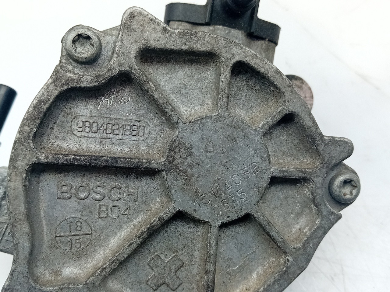 Vacuum pump for braking system PEUGEOT 308 SW Imagem-3