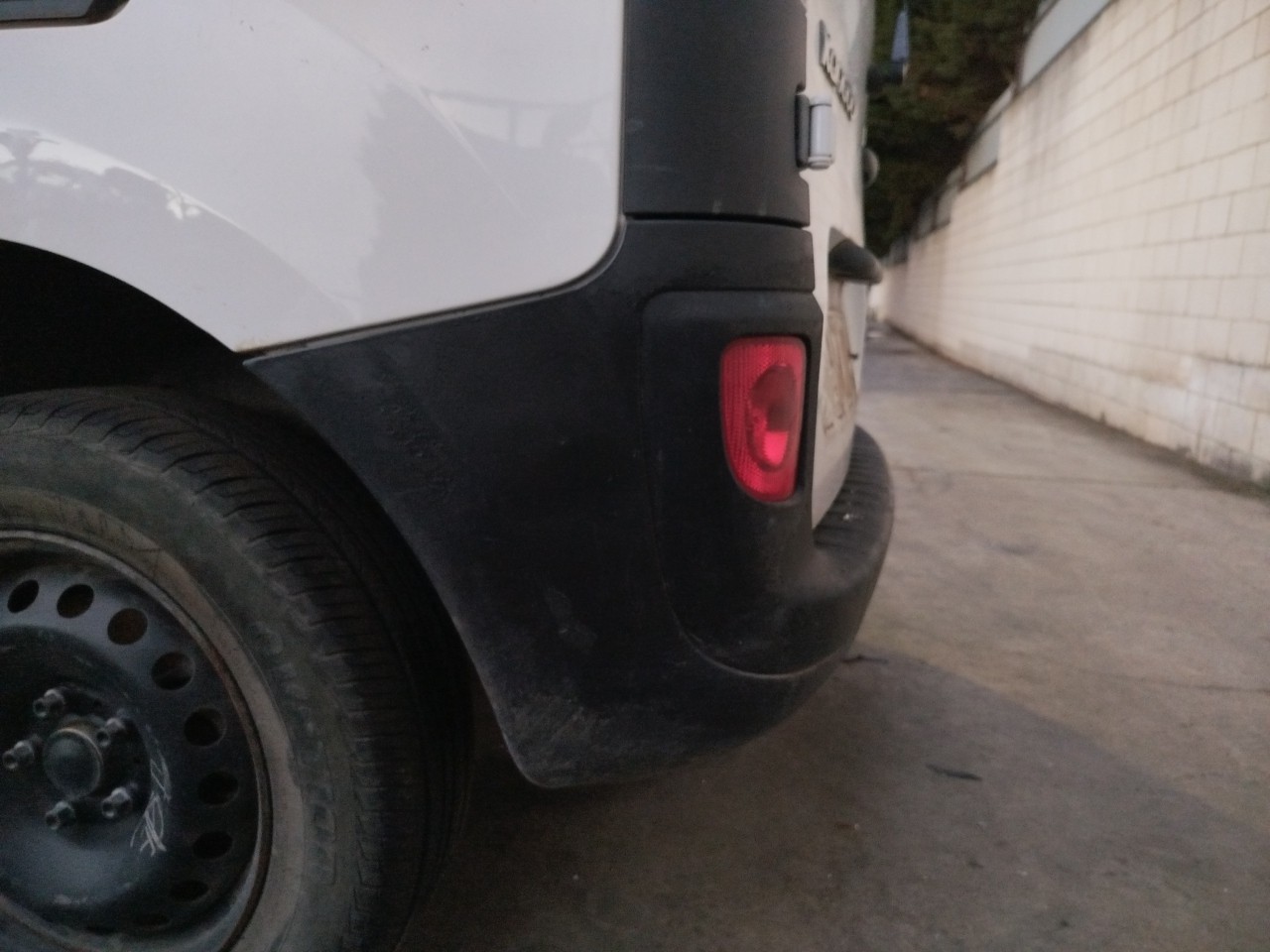 Pare-chocs arrière RENAULT Kangoo Express (FW0/1_) Imagem-2