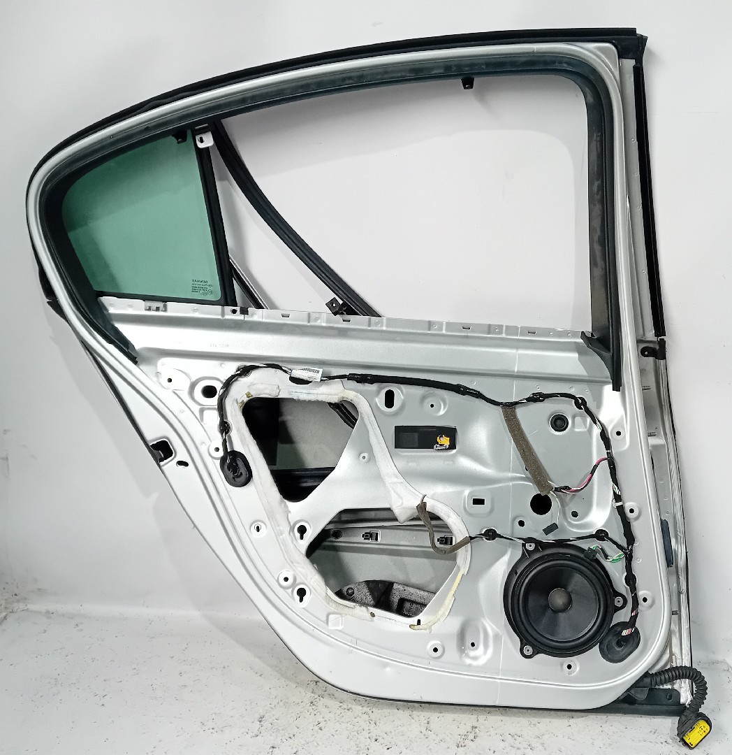 Porta trás esquerda RENAULT Laguna III Grandtour (KT0/1) Imagem-1