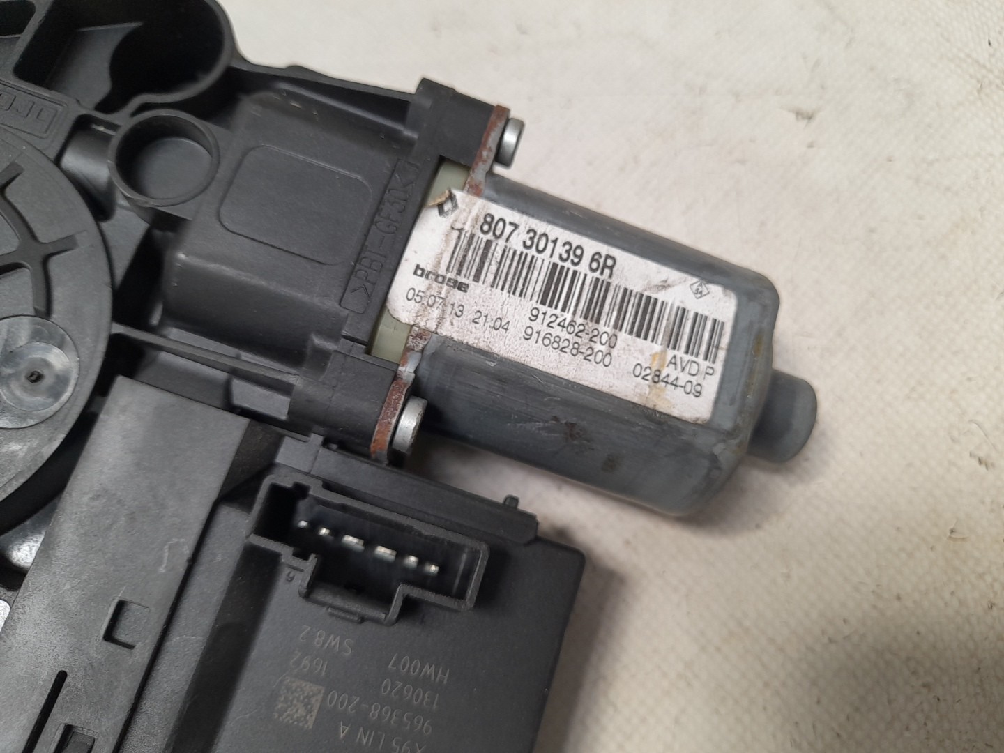 Front Right Door Window Regulator Motor RENAULT Megane III (BZ0_) Imagem-2