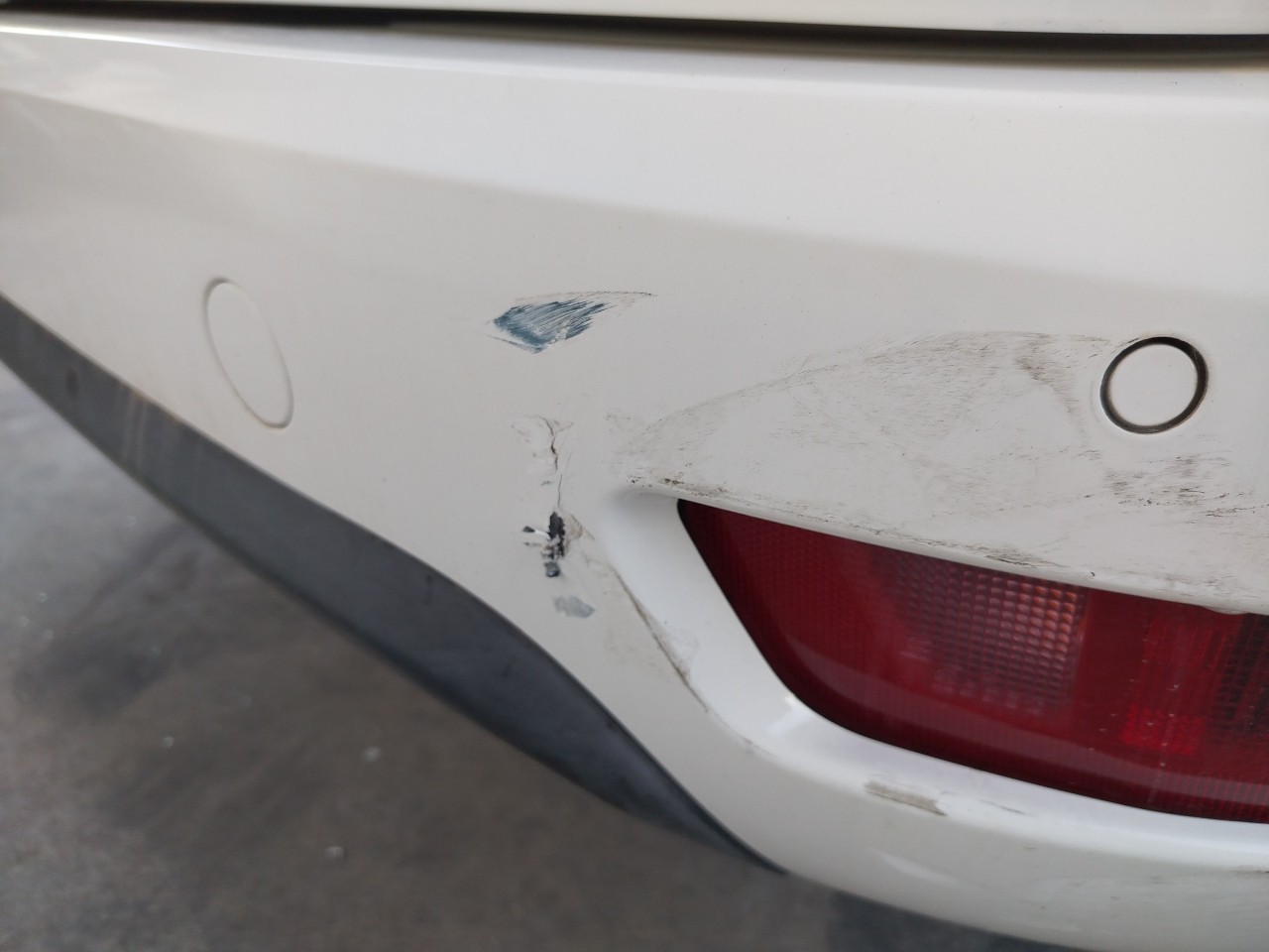 Rear Bumper CITROËN C4 Picasso II Imagem-3