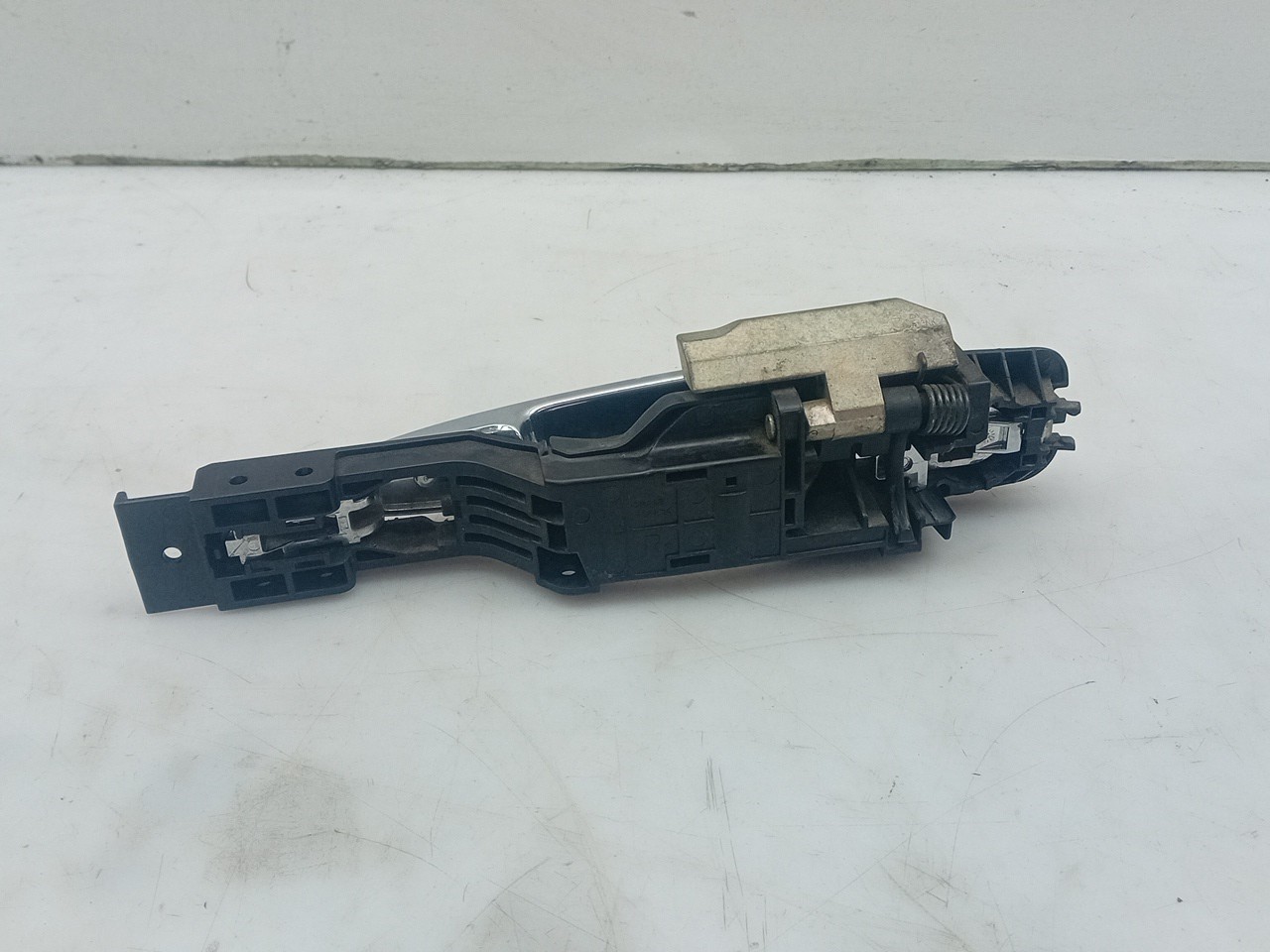Right front door handle NISSAN Leaf EV (ZE1) Imagem-2