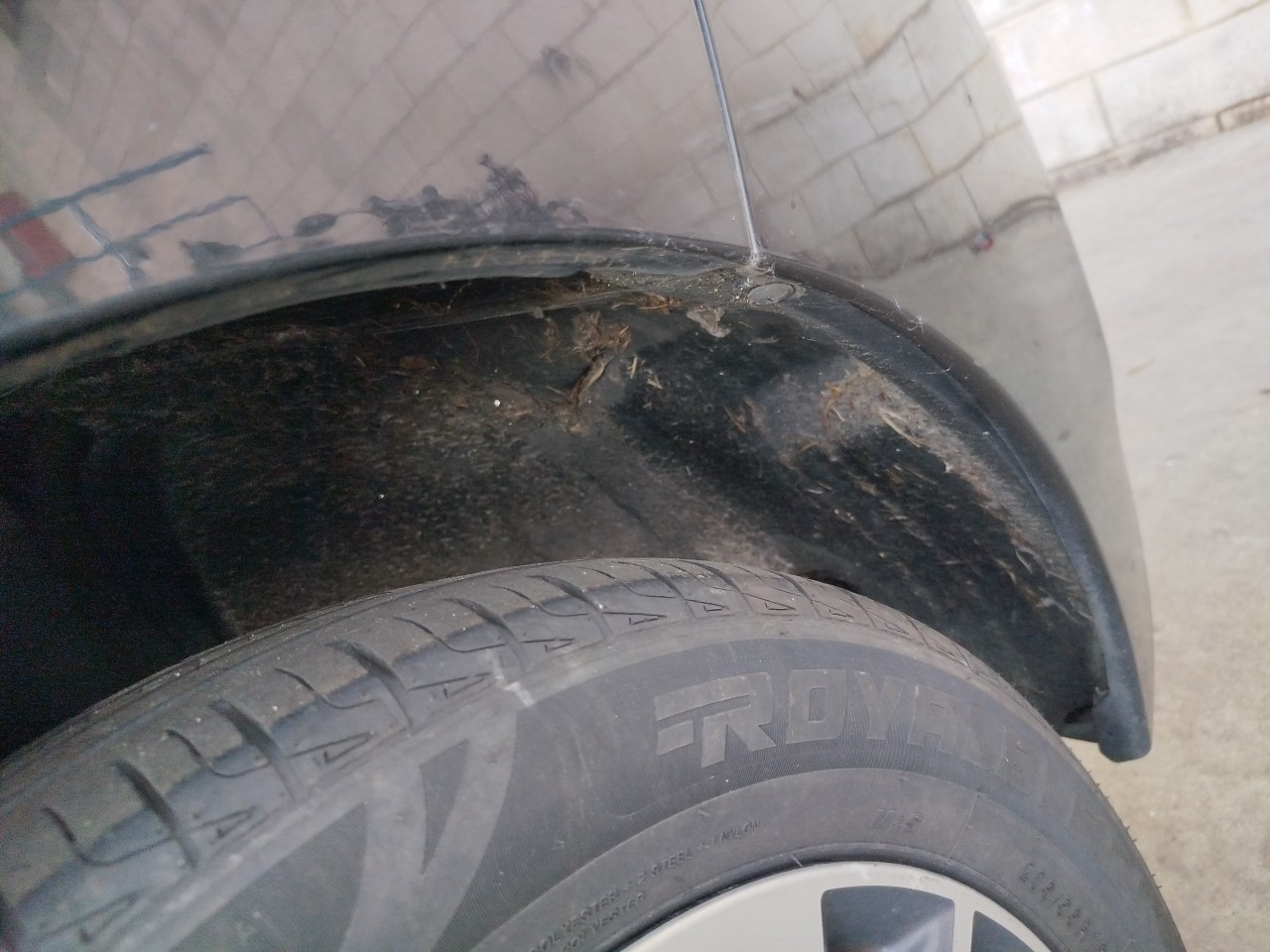 Rear wheel arch left NISSAN Leaf EV (ZE1) Imagem-1