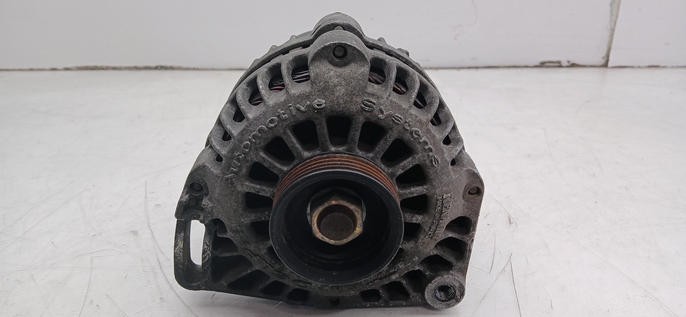 Alternador RENAULT Clio II (BB0/1/2_, CB0/1/2_) Imagem-1