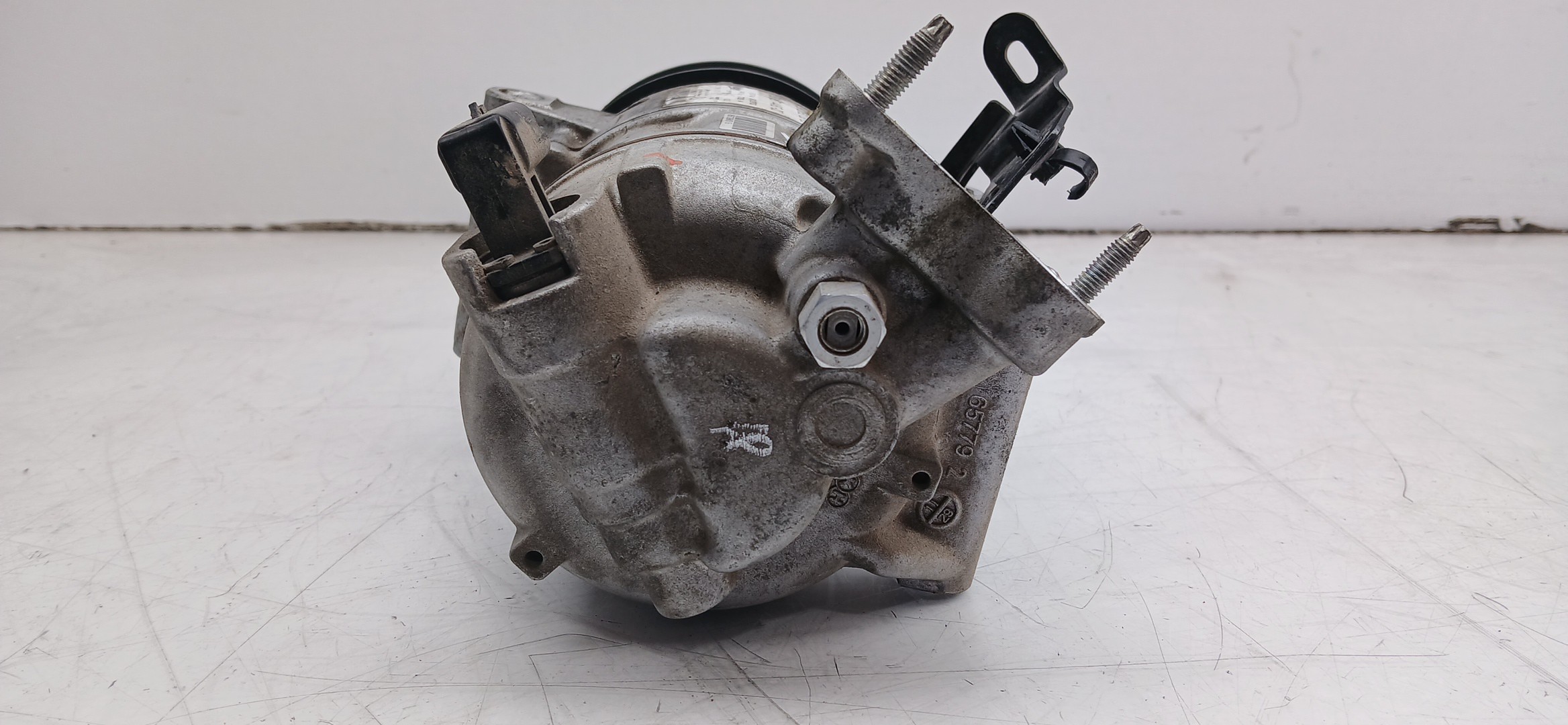 Compressor AC CITROËN C4 Picasso II Imagem-2