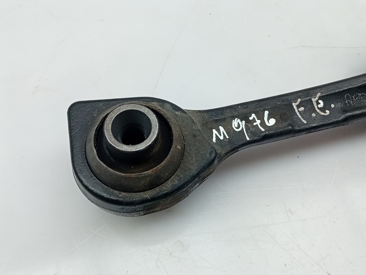 Brazo suspensión delantero izquierdo MERCEDES-BENZ Classe S (W221) Imagem-2