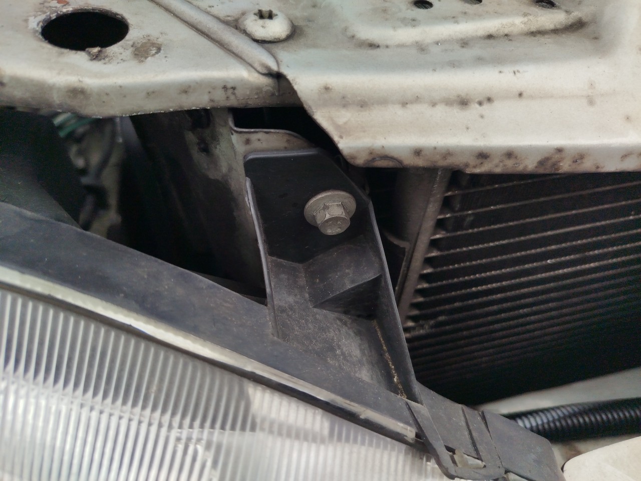 Right Headlight RENAULT Megane I (BA0/1_) Imagem-1