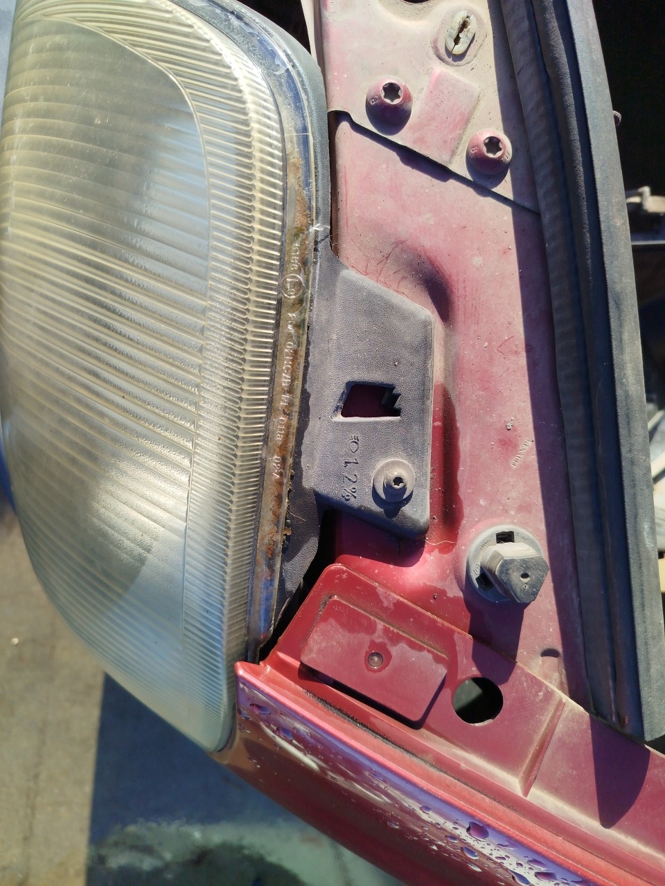 Ótica / farol esquerda RENAULT Clio II (BB0/1/2_, CB0/1/2_) Imagem-1