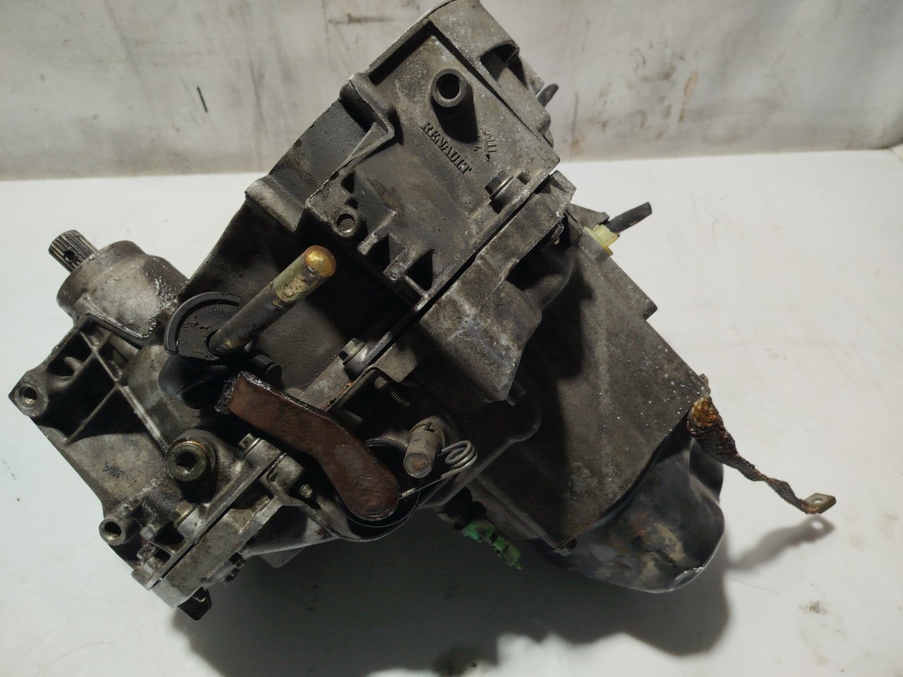 Caja de cambios manual RENAULT Clio II (BB0/1/2_, CB0/1/2_) Imagem-2
