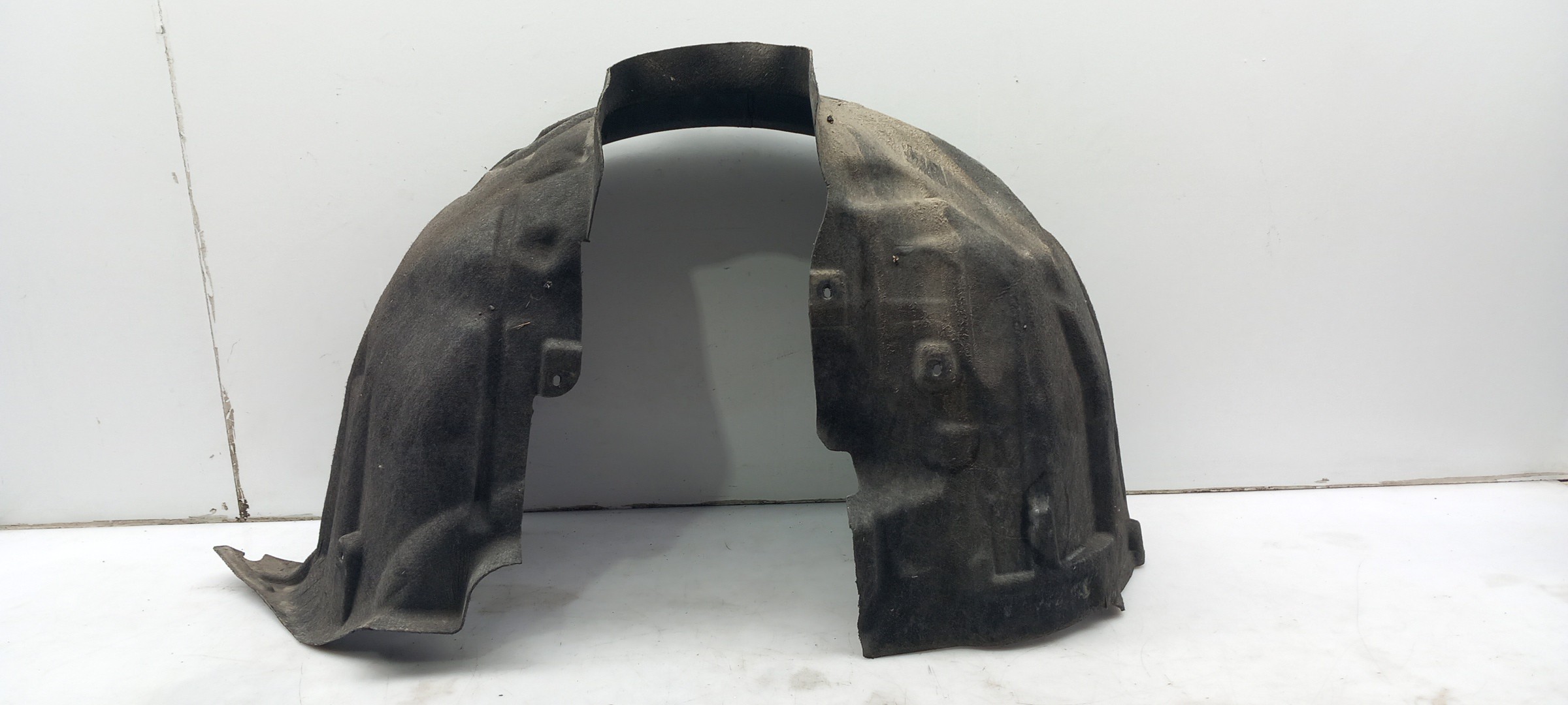 Paso rueda delantero izquierdo VOLVO V60 I (155) Imagem-1