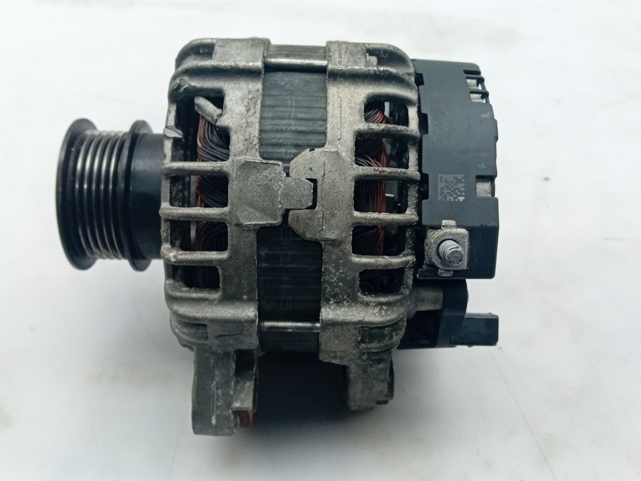 Alternador VOLVO V60 I (155) Imagem-1