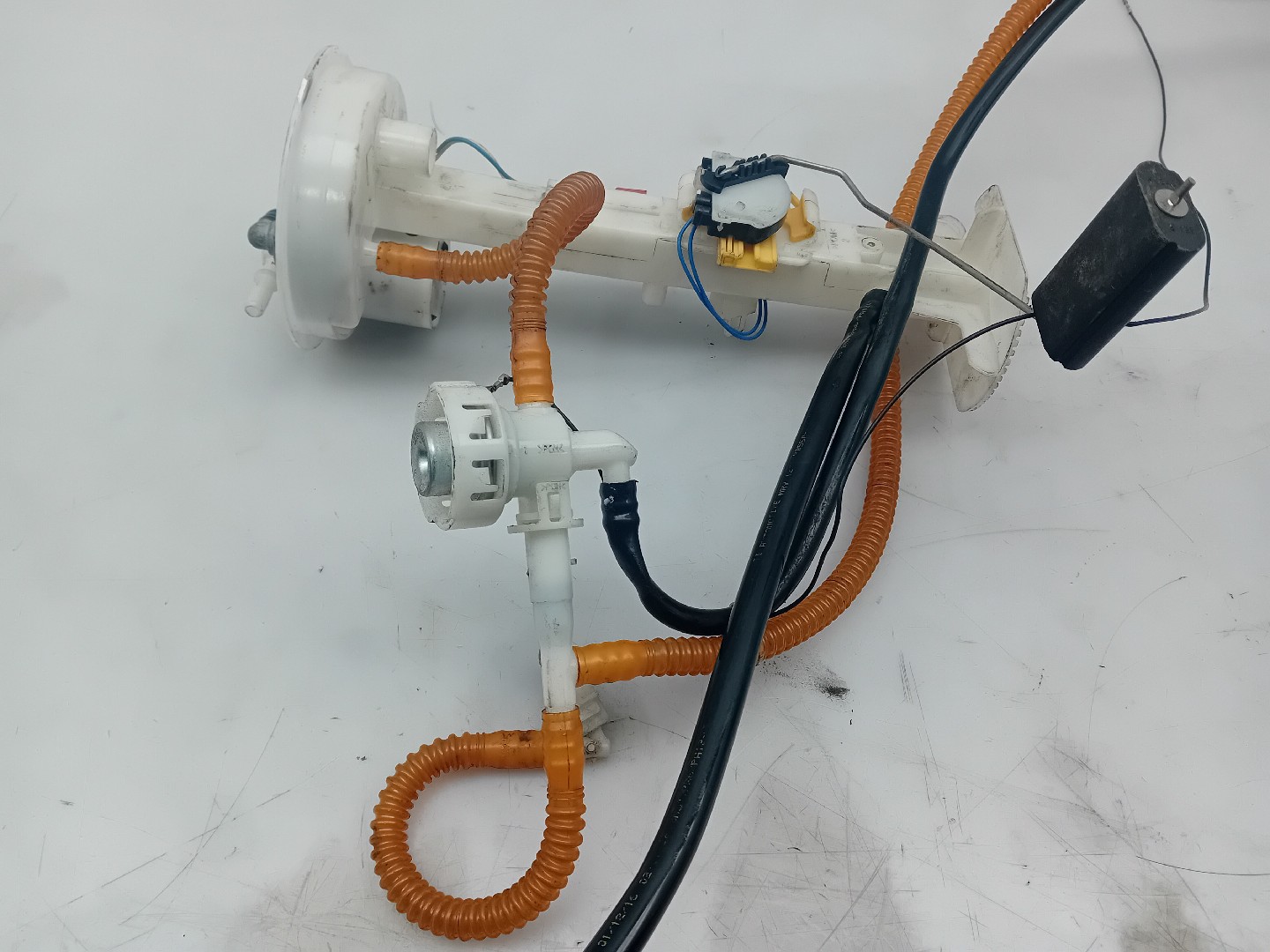 Bomba de combustible BMW X5 (F15, F85) Imagem-2