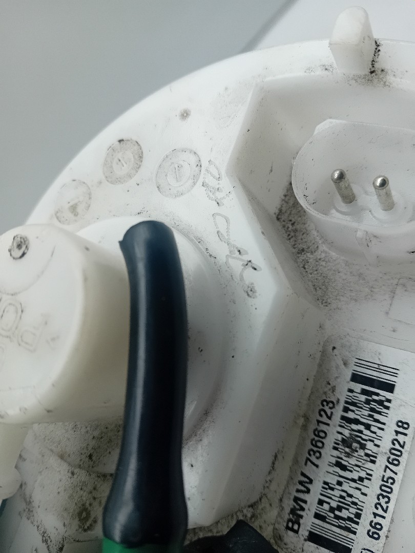 Bomba de combustible BMW X5 (F15, F85) Imagem-3