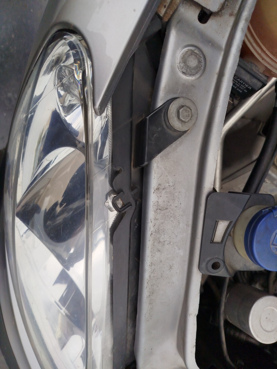 Óptica / faro Derecho PEUGEOT 307 Break (3E) Imagem-1