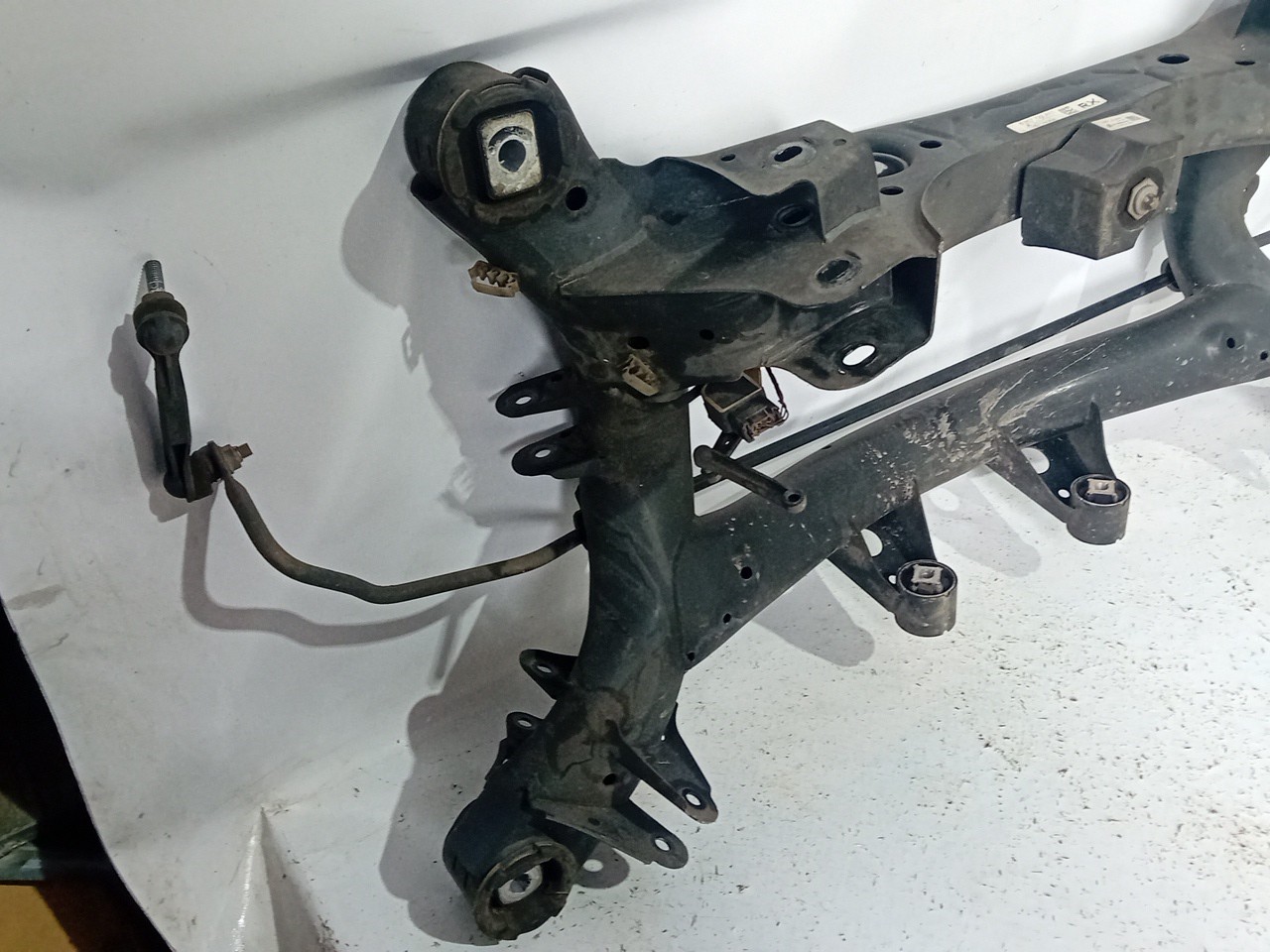 Subchasis trasero BMW 1 (F20) Imagem-2