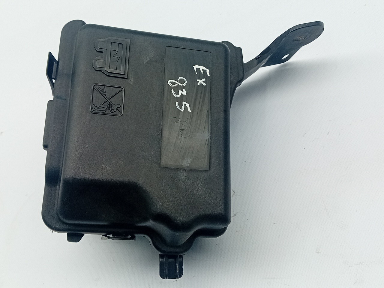 Caja fusibles / SAM / BSI CITROËN C4 Cactus Imagem-2