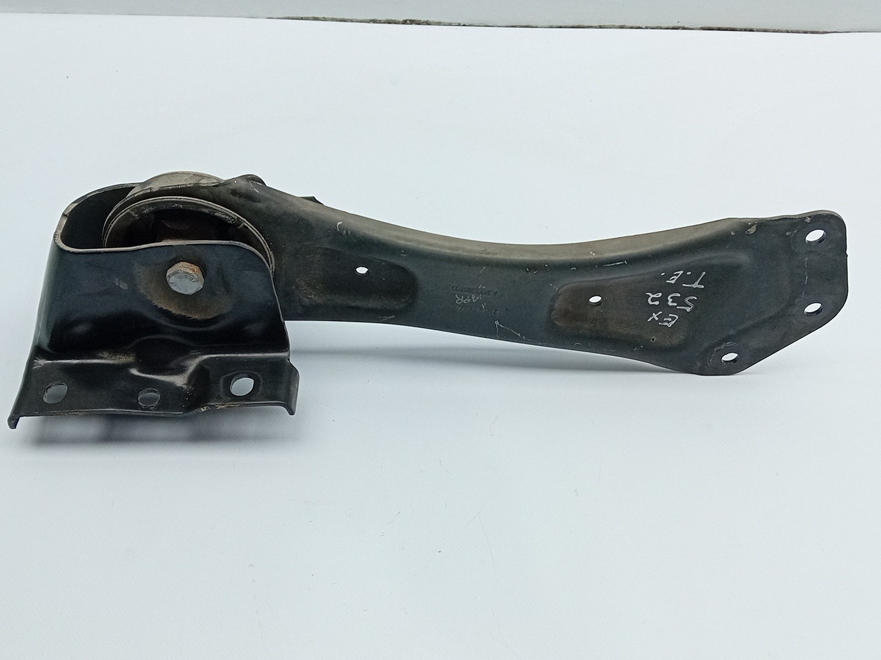 Left front suspension arm