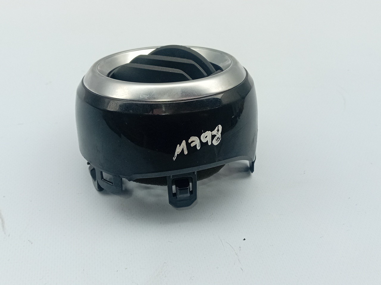 Diffuser / air vent NISSAN Micra V (K14) Imagem-2