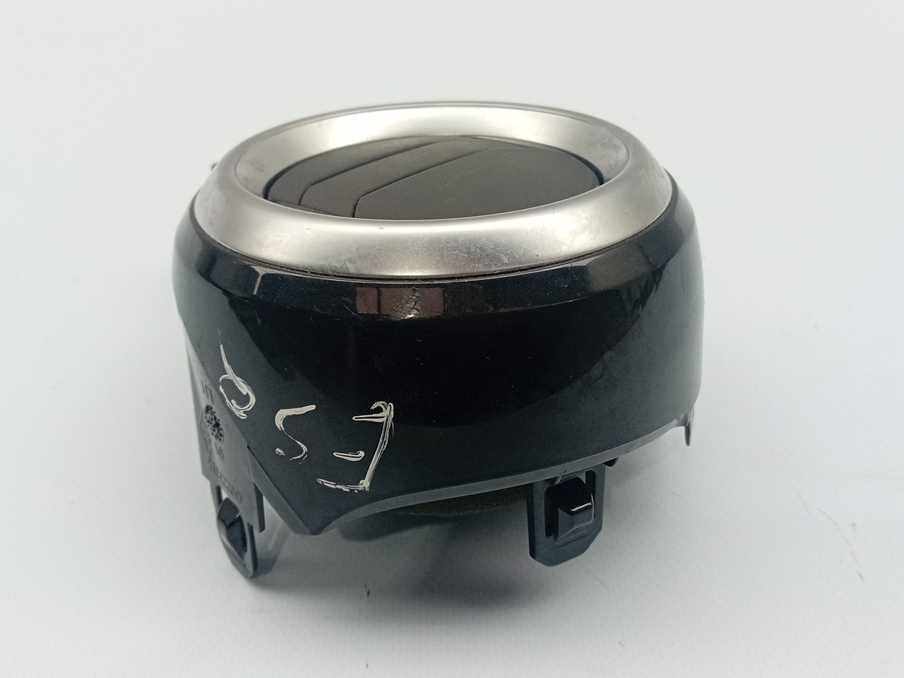 Diffuser / air vent NISSAN Micra V (K14) Imagem-2