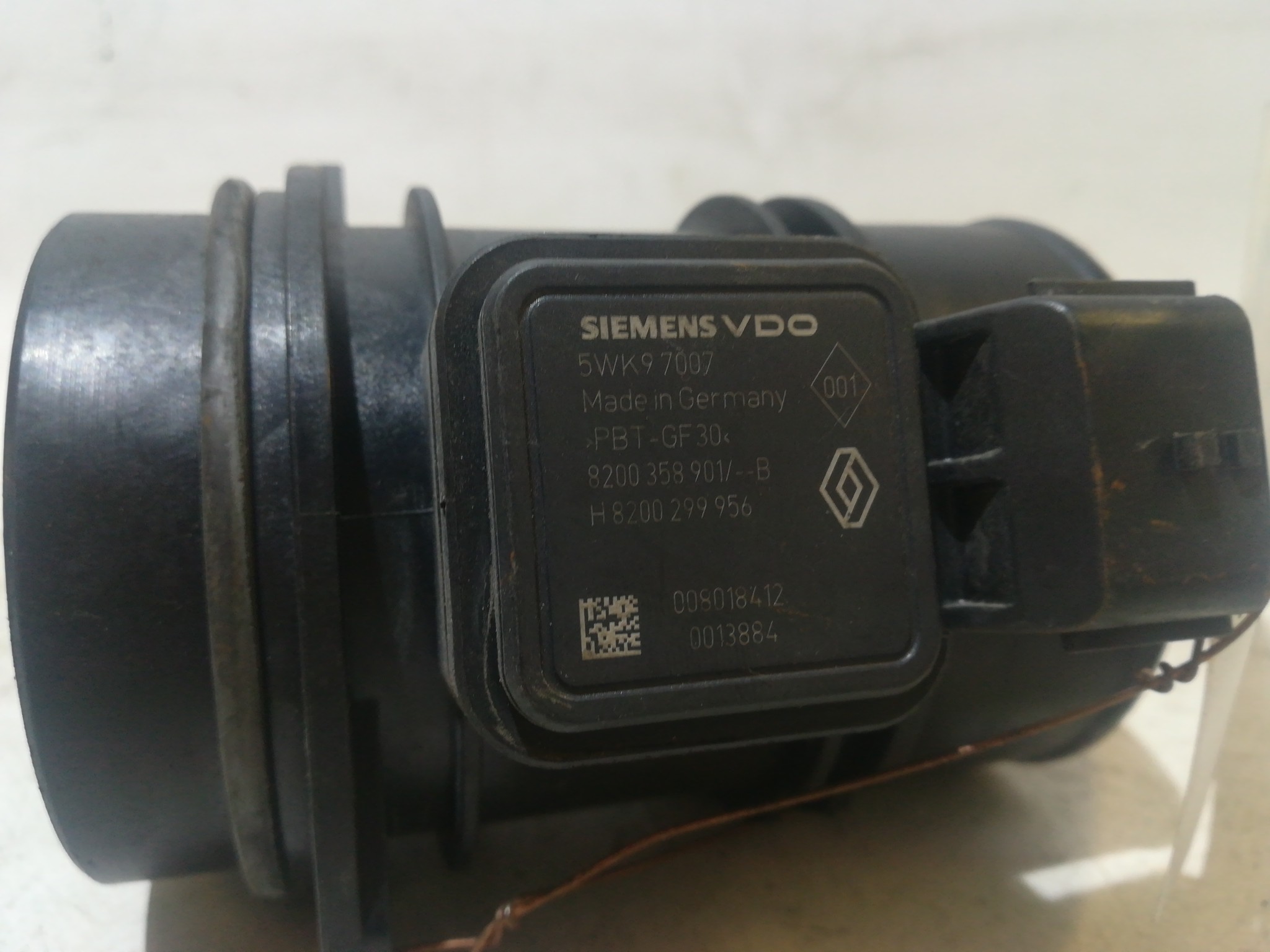 Medidor de masa de aire / Caudalímetros  RENAULT Clio III (BR0/1, CR0/1) Imagem-2