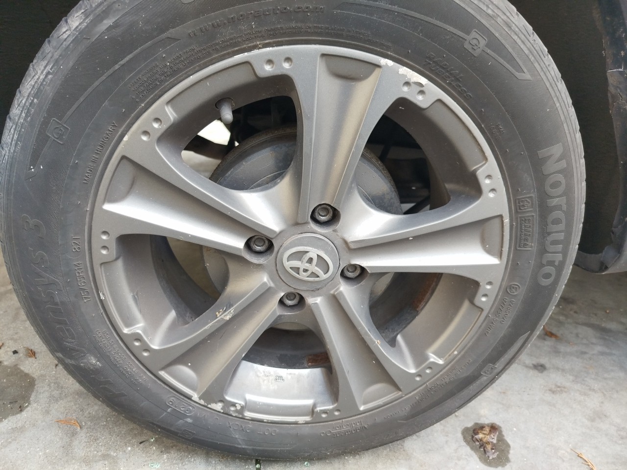 Wheel set TOYOTA Corolla Sedan (_E11_) Imagem-2