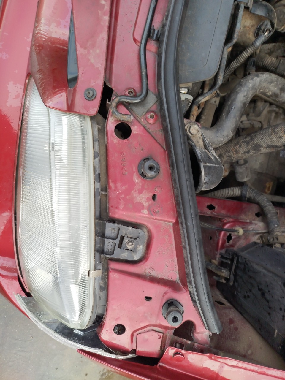 Faro anteriore sinistro RENAULT Megane I Classic (LA0/1_) Imagem-1
