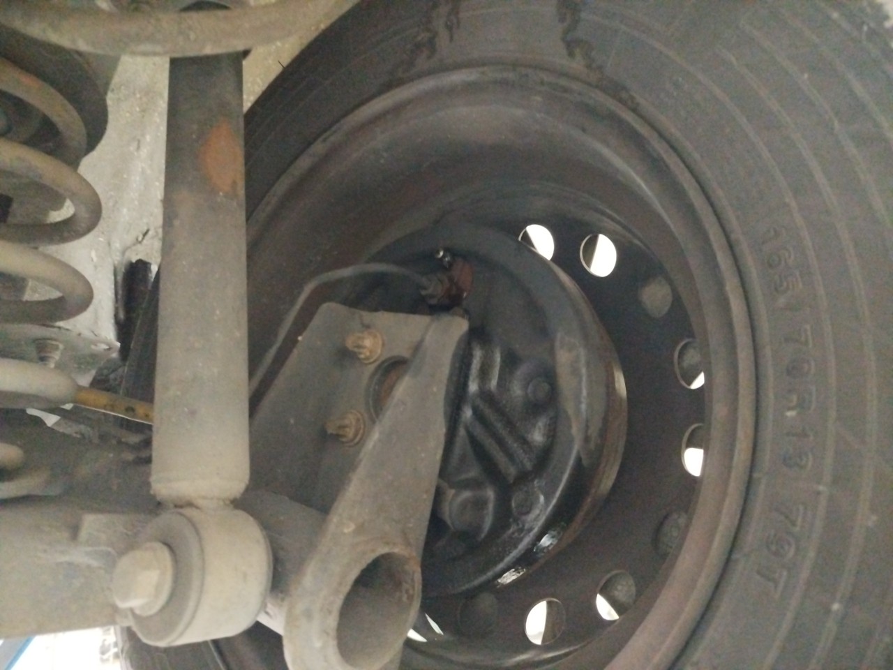 Eje trasero con tambor RENAULT Clio II (BB0/1/2_, CB0/1/2_) Imagem-1