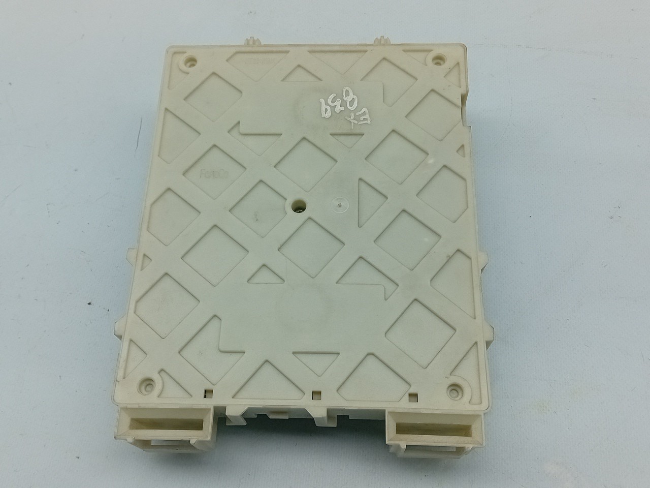 Boîte de fusibles / SAM / BSI VOLVO V40 Hatchback Imagem-2